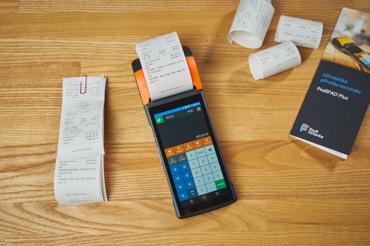 Receipt and payment terminal